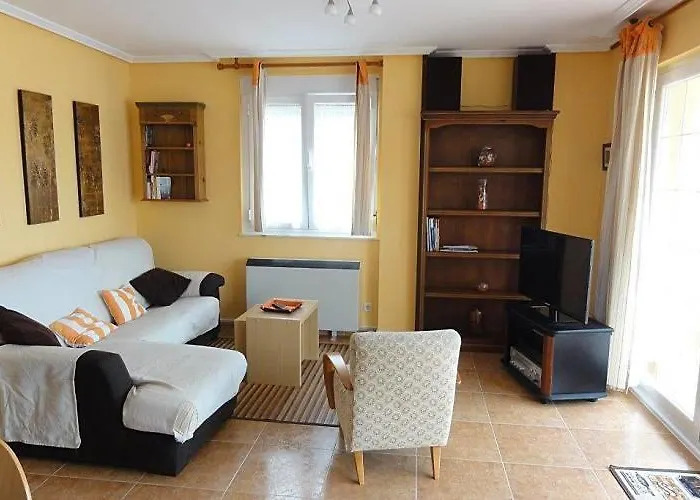 Playa De Quenxe Apartment Corcubion